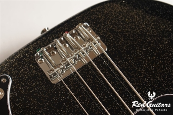 J PRECISION BASS - BLACK GOLD